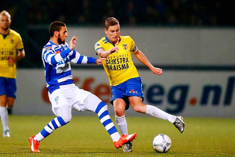 松赛事的发 松赛事的发