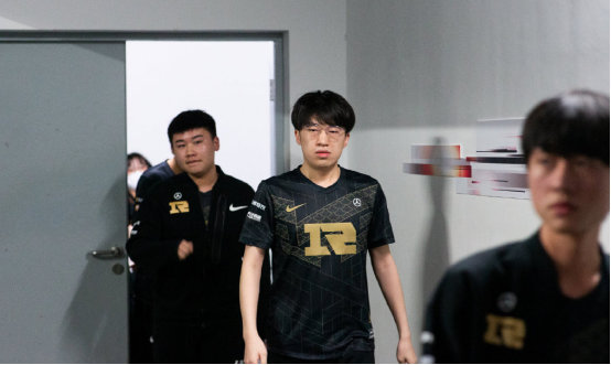 出了明确信 出了明确信