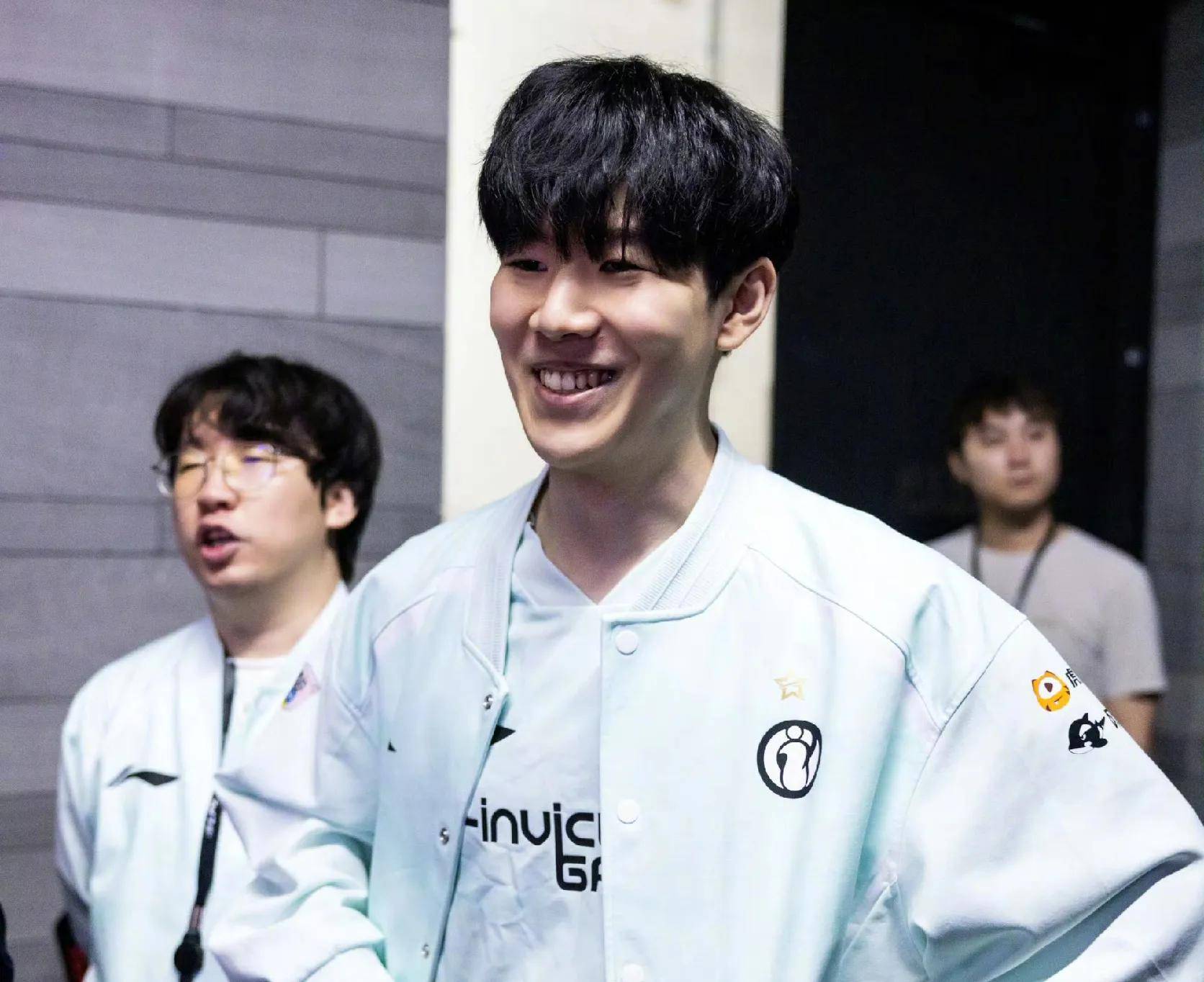 力与适应性 力与适应性