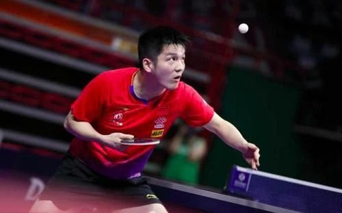 球队阵容配 球队阵容配